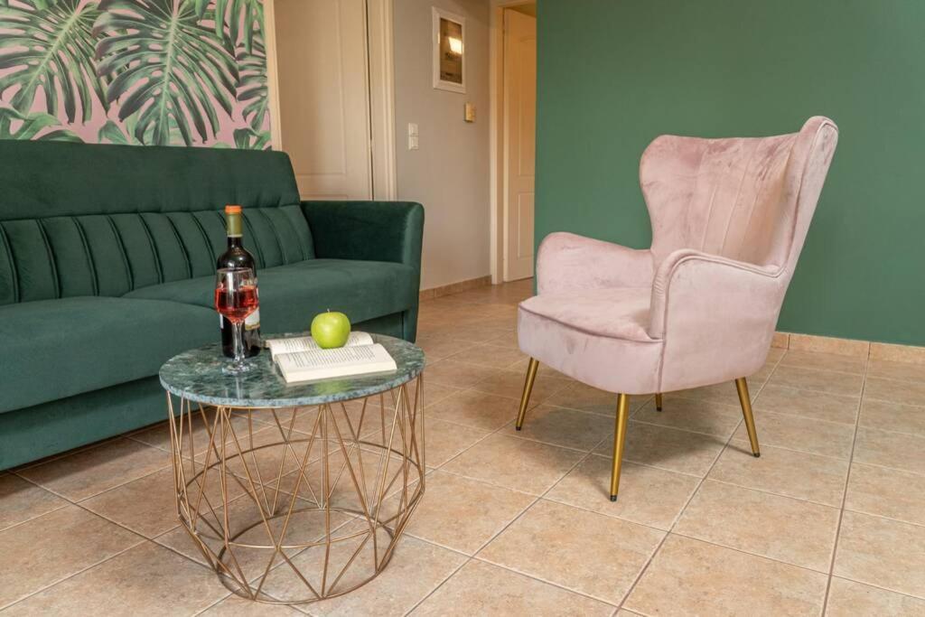 Central & Elegant Suite With Private Garden Argostoli (Kefalonia) Exterior foto
