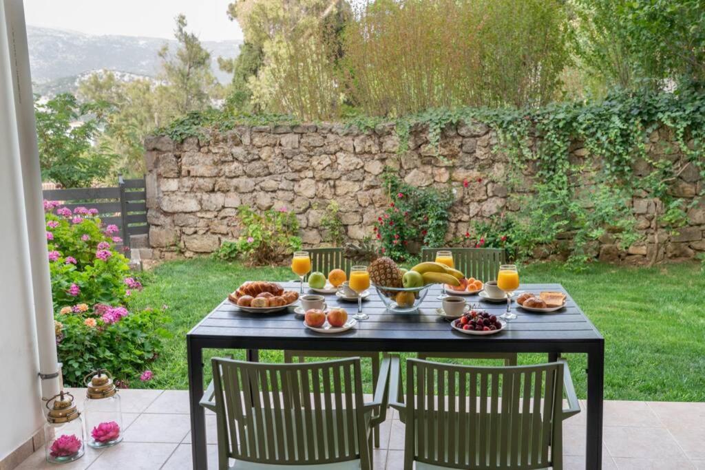Central & Elegant Suite With Private Garden Argostoli (Kefalonia) Exterior foto