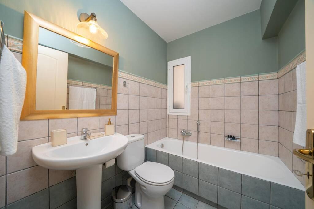 Central & Elegant Suite With Private Garden Argostoli (Kefalonia) Exterior foto